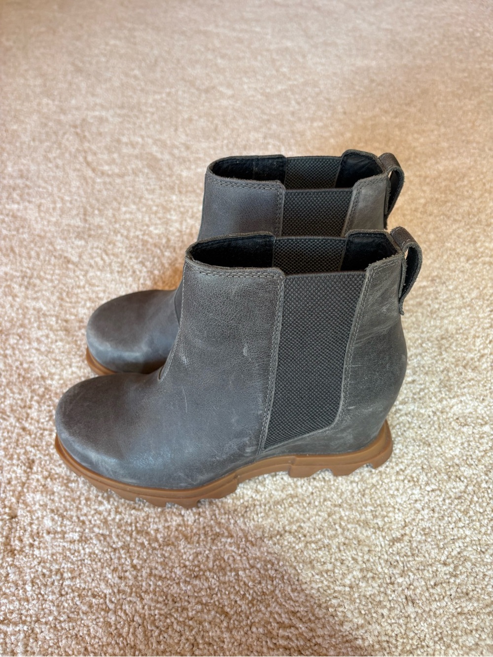 Sorel Wedge Ankle Boots in Charcoal Gray